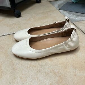 Fitflop Cream Leather Ballet Flats